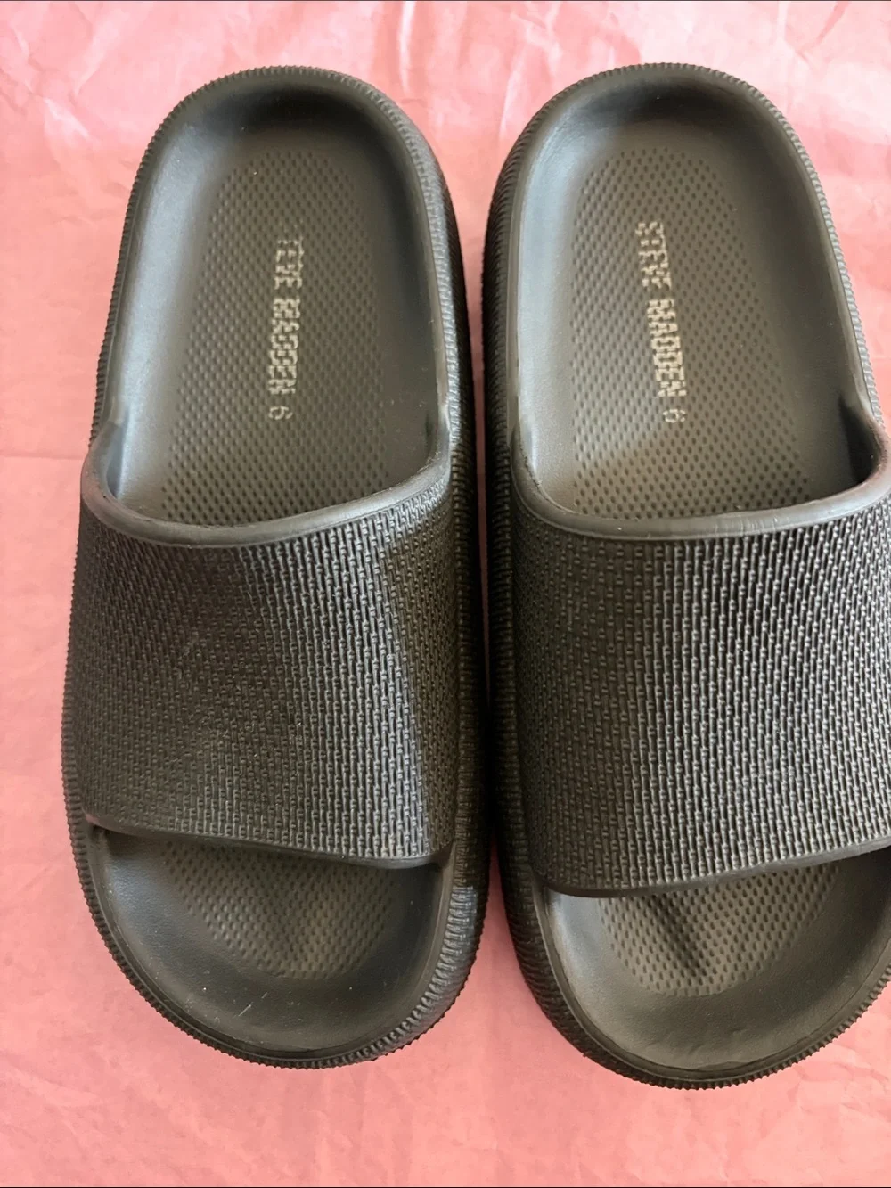 Men's black slide sandals